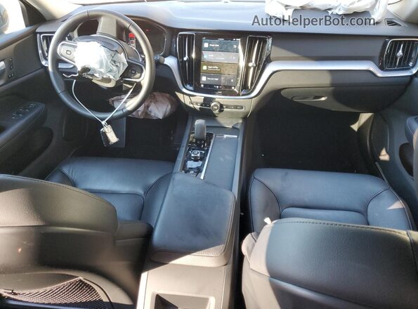 7JRL12FK1RG317869 2024 VOLVO S60 Black Widok deski rozdzielczej