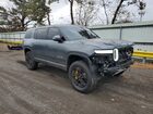 2024 Rivian R1s Adventure Charcoal vin: 7PDSGABA4RN042504