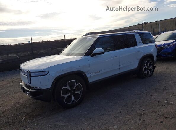 7PDSGABA6RN041483 2024 RIVIAN R1S Белый Передняя левая четверть
