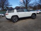 2024 Rivian R1s Adventure Белый vin: 7PDSGABA6RN041483