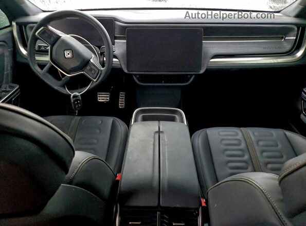7PDSGABL6RN034809 2024 RIVIAN R1S Green Dashboard view