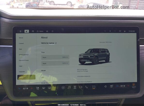7PDSGBBAXSN064535 2025 RIVIAN R1S Gray Вид задніх сидінь