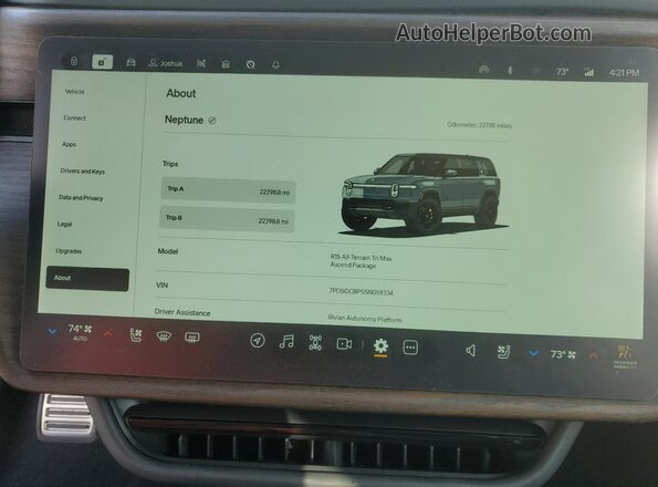 7PDSGCBP5SN059334 2025 RIVIAN R1S Серый Вид щитка приборов