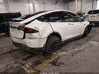 2022 Tesla Model X Dual Motor All-wheel Drive White vin: 7SAXCBE56NF328525