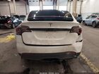 2022 Tesla Model X Dual Motor All-wheel Drive White vin: 7SAXCBE56NF328525