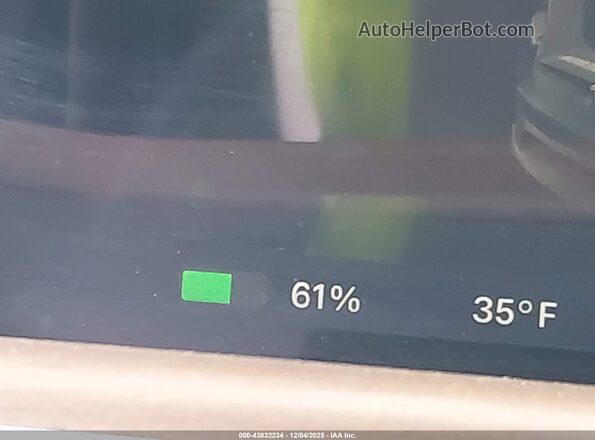 7SAXCBE5XRF457745 2024 TESLA MODEL X Gray 