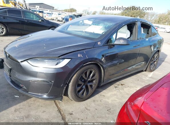 7SAXCBE5XSF462160 2025 TESLA MODEL X Черный Передняя левая четверть