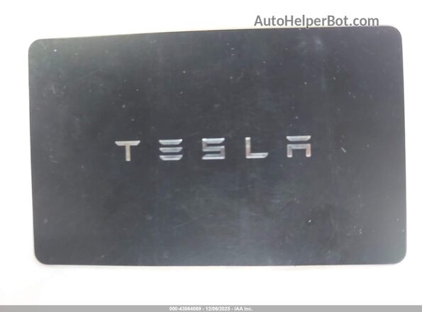 7SAXCBE65NF356647 2022 TESLA MODEL X Gray Вид панелі приладів