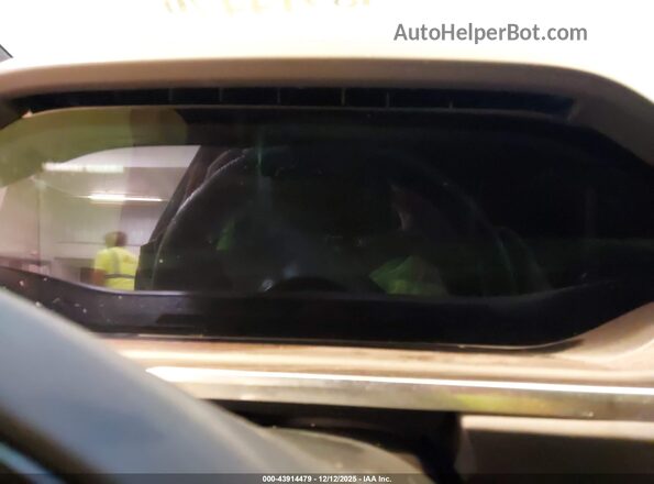 7SAXCDE5XRF444151 2024 TESLA MODEL X Черный Вид задних сидений