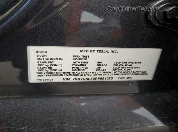 7SAYGAEE0RF091023 2024 TESLA MODEL Gray Vista de la etiqueta del VIN