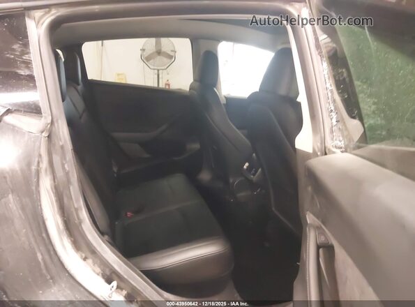7SAYGDED3RF054296 2024 TESLA MODEL Y Gray VIN კოდის სტიკერის ხედი