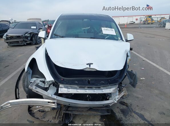 7SAYGDED3SA357601 2025 TESLA MODEL Y White Սարքավորումների վահանակի տեսք