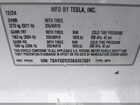 2025 Tesla Model Y Long Range Dual Motor Rear-wheel Drive White vin: 7SAYGDED3SA357601