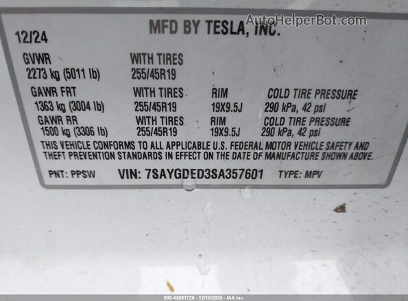 7SAYGDED3SA357601 2025 TESLA MODEL Y White Շարժիչի բաժամունքի տեսք