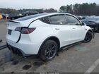 2025 Tesla Model Y Long Range Dual Motor Rear-wheel Drive White vin: 7SAYGDED3SA357601