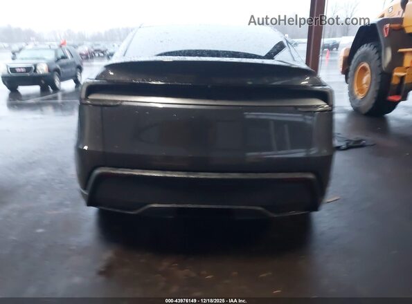 7SAYGDED4TA589268 2026 TESLA MODEL Y Gray 