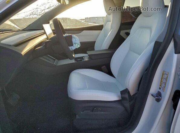 7SAYGDEDXTA491555 2026 TESLA MODEL White Սալոնի դիմացի տեսք