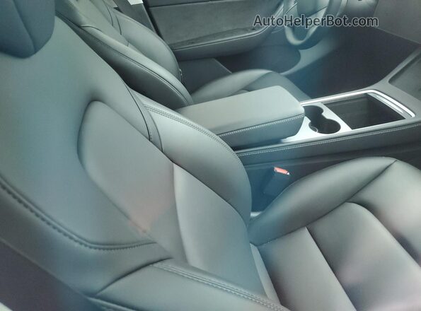 7SAYGDEE0RA291088 2024 TESLA MODEL White Առջևի վահանակի տեսք