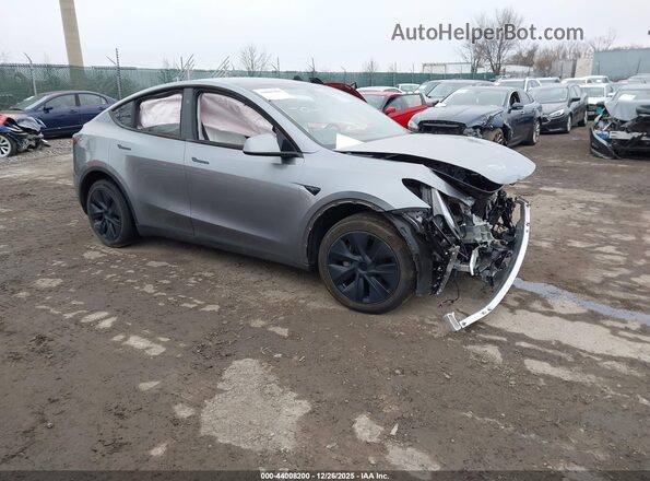 7SAYGDEE0SA338433 2025 TESLA MODEL Y Gray Front right