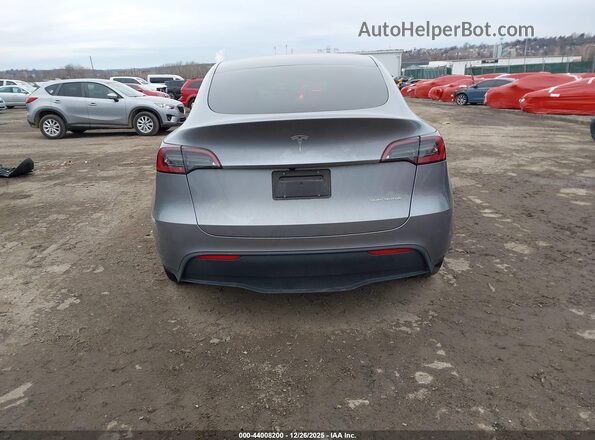7SAYGDEE0SA338433 2025 TESLA MODEL Y Gray 