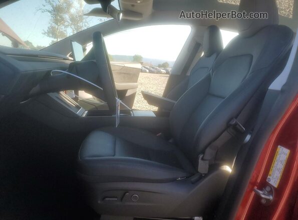 7SAYGDEE0TF349971 2026 TESLA MODEL Red Вид салону спереду