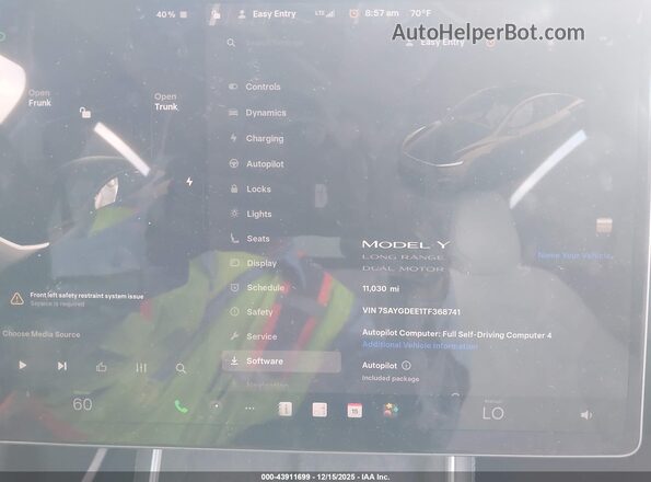 7SAYGDEE1TF368741 2026 TESLA MODEL Y White უკანა სავარძლების ხედი
