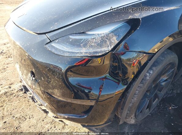 7SAYGDEE2RA214710 2024 TESLA MODEL Y Черный Вид спереди