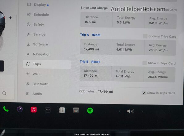 7SAYGDEE3SF293331 2025 TESLA MODEL Y Gray Вид задніх сидінь