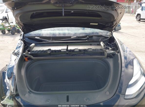 7SAYGDEE7NF319241 2022 TESLA MODEL Y Black Rear view