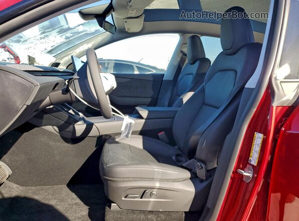 7SAYGDEEXTA495923 2026 TESLA MODEL Red Front interior view