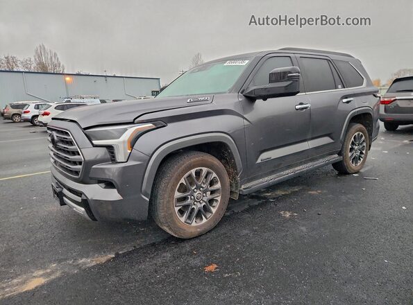 7SVAAABA0PX010449 2023 TOYOTA SEQUOIA Charcoal Vista tres cuartos delantera izquierda