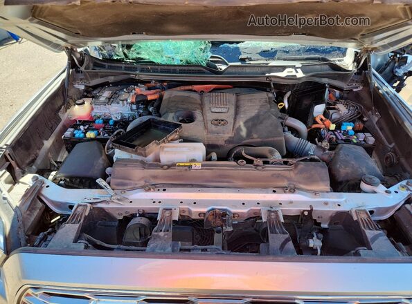 7SVAAABA1PX014834 2023 TOYOTA SEQUOIA Серебряный Вид подкапотного пространства