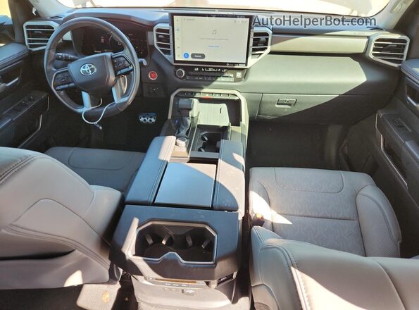 7SVAAABA2RX024100 2024 TOYOTA SEQUOIA Black Widok deski rozdzielczej