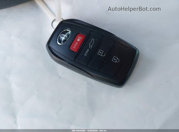 7SVAAABA3PX008713 2023 TOYOTA SEQUOIA Белый Вид панели приборов