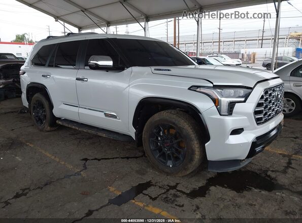 7SVAAABA3SX070217 2025 TOYOTA SEQUOIA White Front right