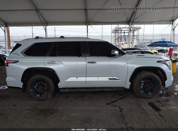 7SVAAABA3SX070217 2025 TOYOTA SEQUOIA White Rear interior view