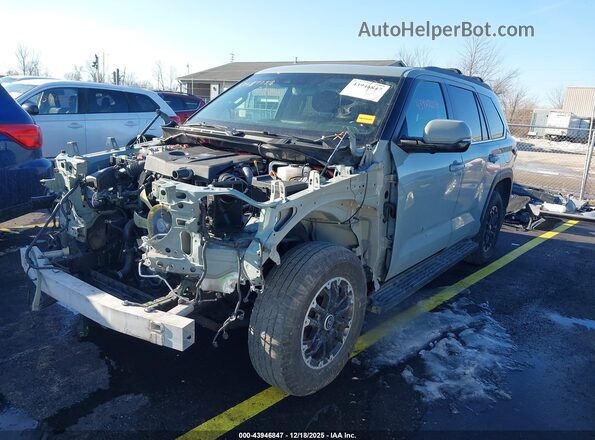 7SVAAABA5RX033745 2024 TOYOTA SEQUOIA Green Vista tres cuartos delantera izquierda