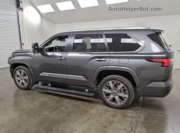 7SVAAABA6SX054108 2025 TOYOTA SEQUOIA Gray Rear left