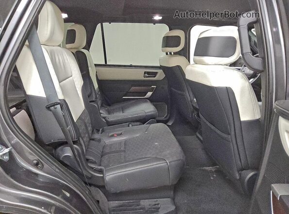 7SVAAABA6SX054108 2025 TOYOTA SEQUOIA Gray Rear interior view