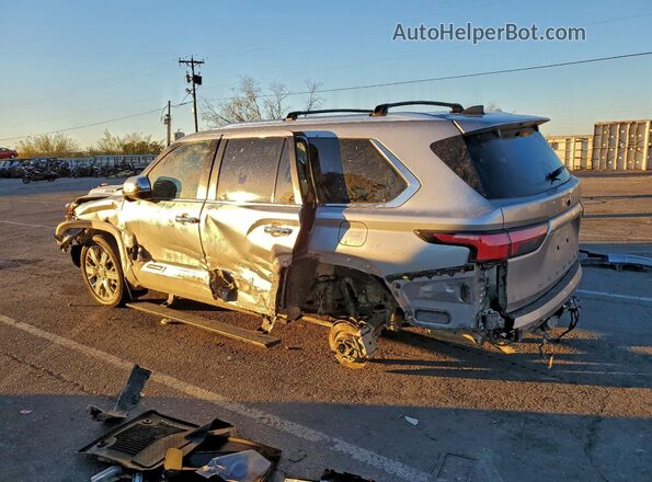 7SVAAABA7RX033018 2024 TOYOTA SEQUOIA Silver Tył lewy