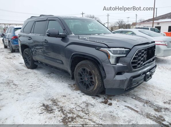 7SVAAABA8RX032475 2024 TOYOTA SEQUOIA Gray Przód prawy