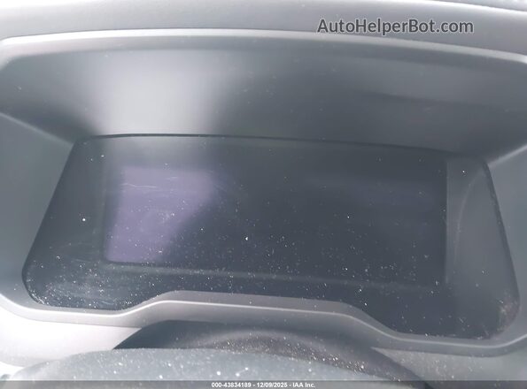 7SVAAABA8RX032475 2024 TOYOTA SEQUOIA Gray Widok tylnych siedzeń