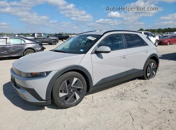 7YAKN4DA2SY009526 2025 HYUNDAI IONIQ Gray Przód lewy