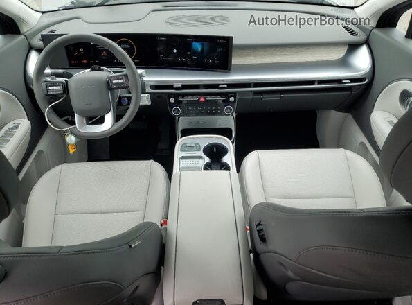 7YAMUFS39TY002330 2026 HYUNDAI IONIQ Two Tone Widok deski rozdzielczej