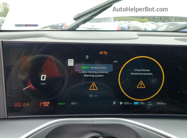 7YAMUFS39TY002330 2026 HYUNDAI IONIQ Two Tone Widok zestawu wskaźników