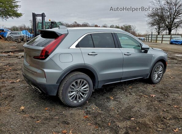 1GYFZCR41RF214779 2024 CADILLAC XT4 Silver Przód prawy
