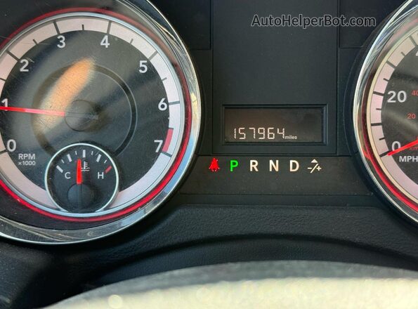 2C4RDGCG4KR635065 2019 DODGE CARAVAN Темно-бордовый Вид щитка приборов