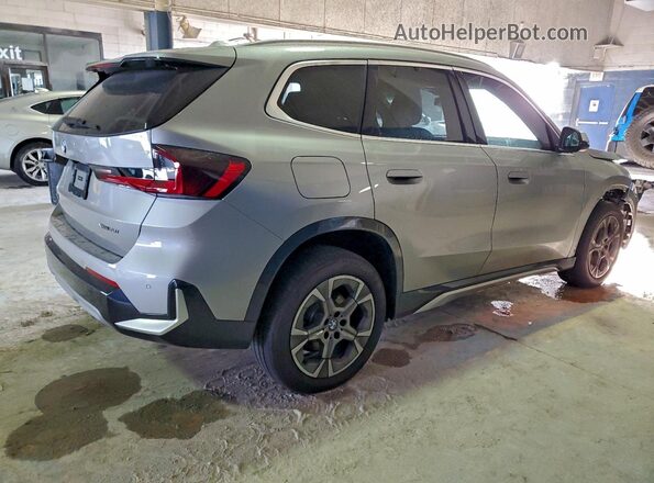 WBX73EF04R5028512 2024 BMW X1 Silver Передня права чверть