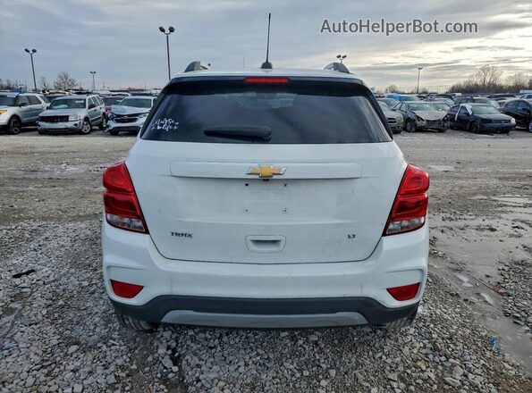 KL7CJLSB8JB581468 2018 CHEVROLET TRAX White Vista interior delantera