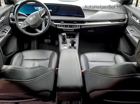 1GYFZCR41RF214779 2024 CADILLAC XT4 Silver Widok zestawu wskaźników